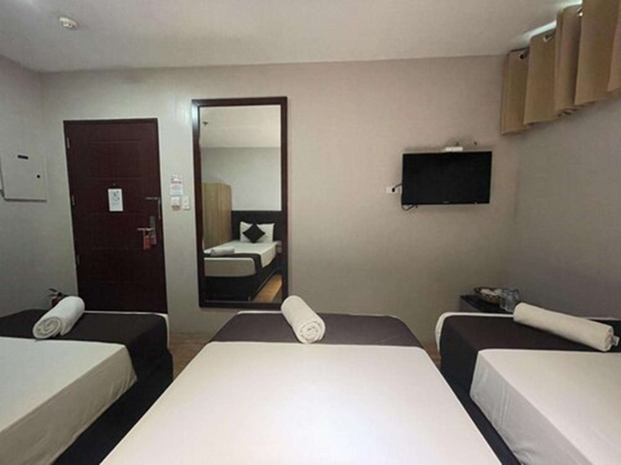 Cebu Capitol Central Hotel & Suites Powered By Cocotel Стая снимка