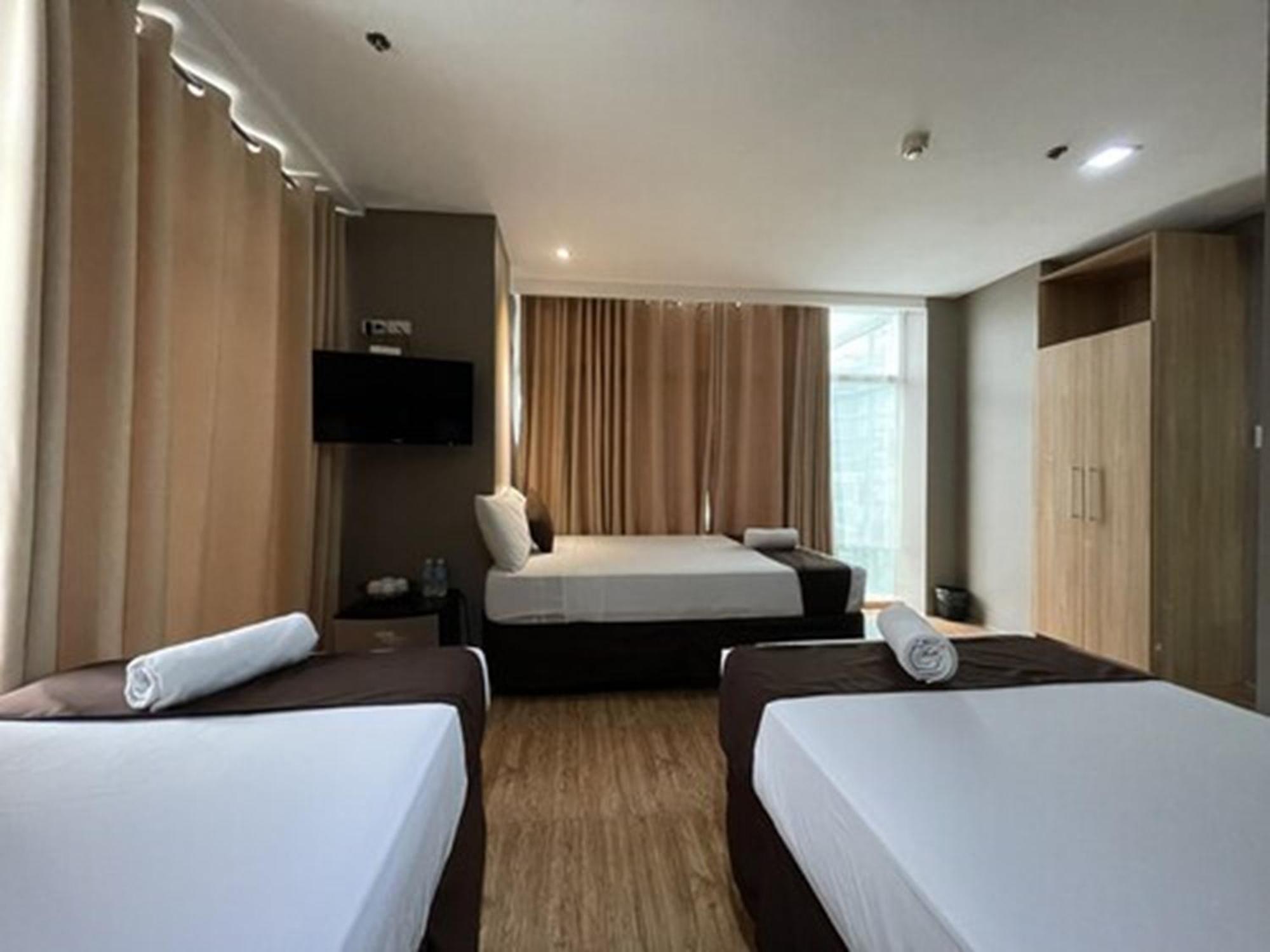 Cebu Capitol Central Hotel & Suites Powered By Cocotel Стая снимка
